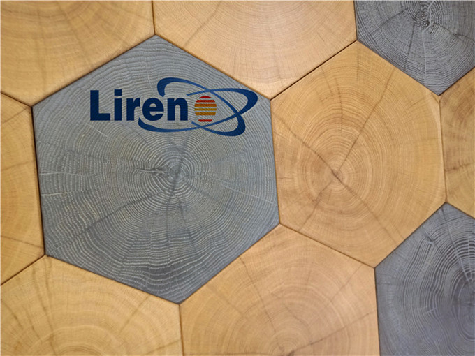 oak end grain wood flooring in hexagon pattern